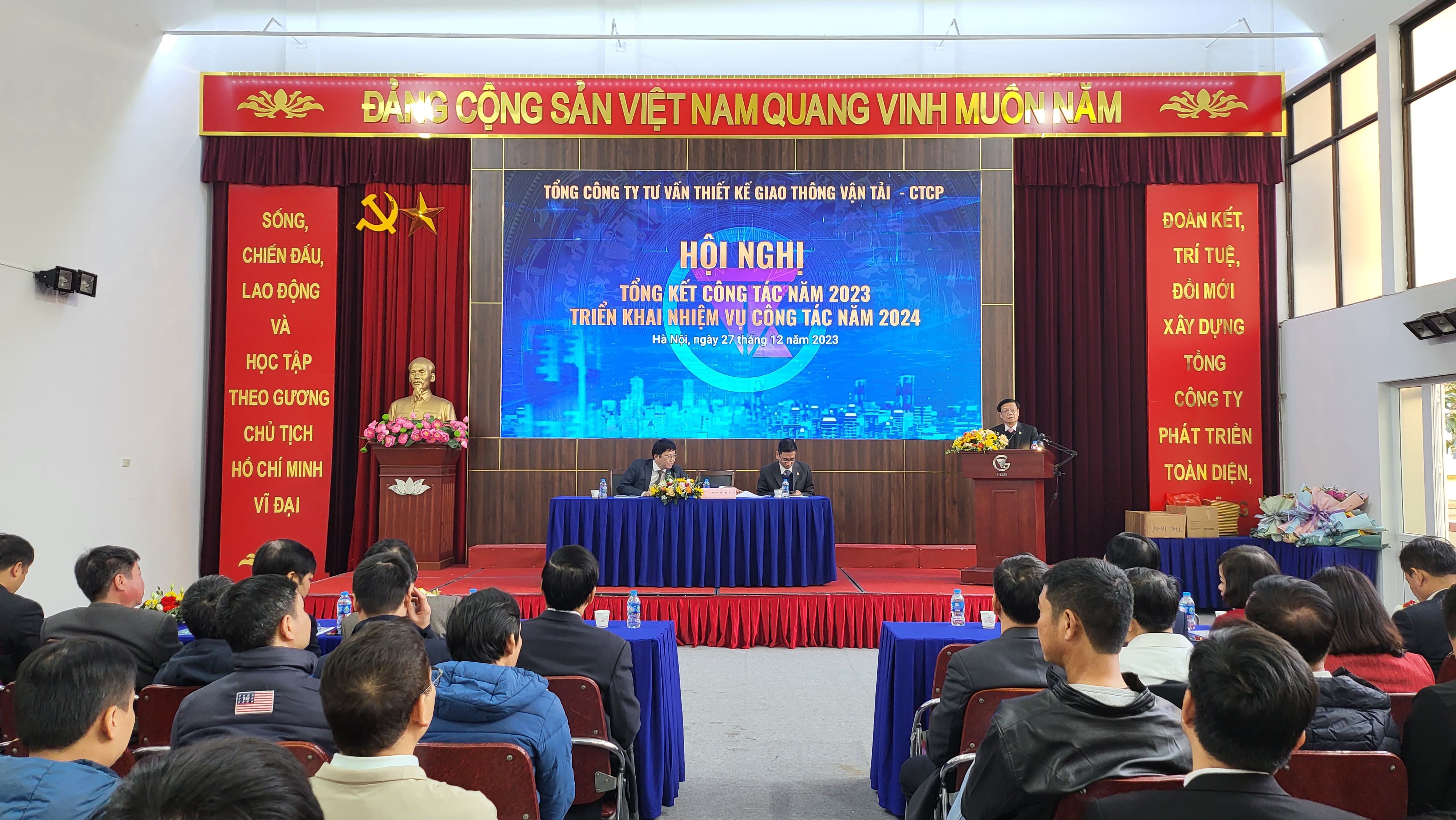Anh 1